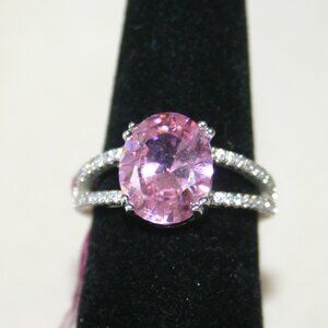 Women's Fashion Ring in Silvertone w/Pink Glass Diamond SZ 8 RG34